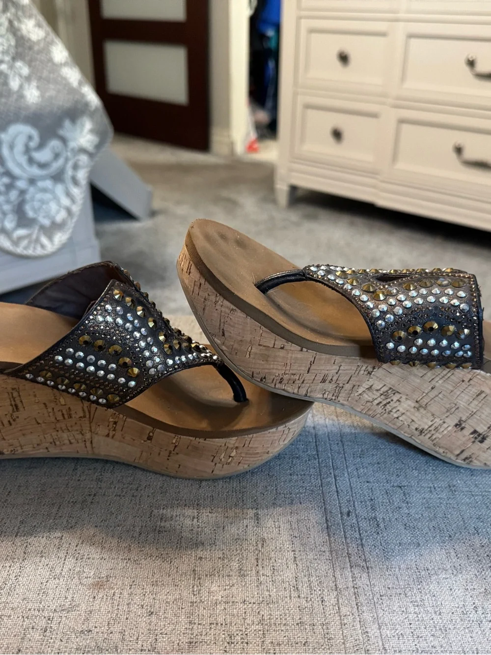 Yellow Box wedge sandals size 6